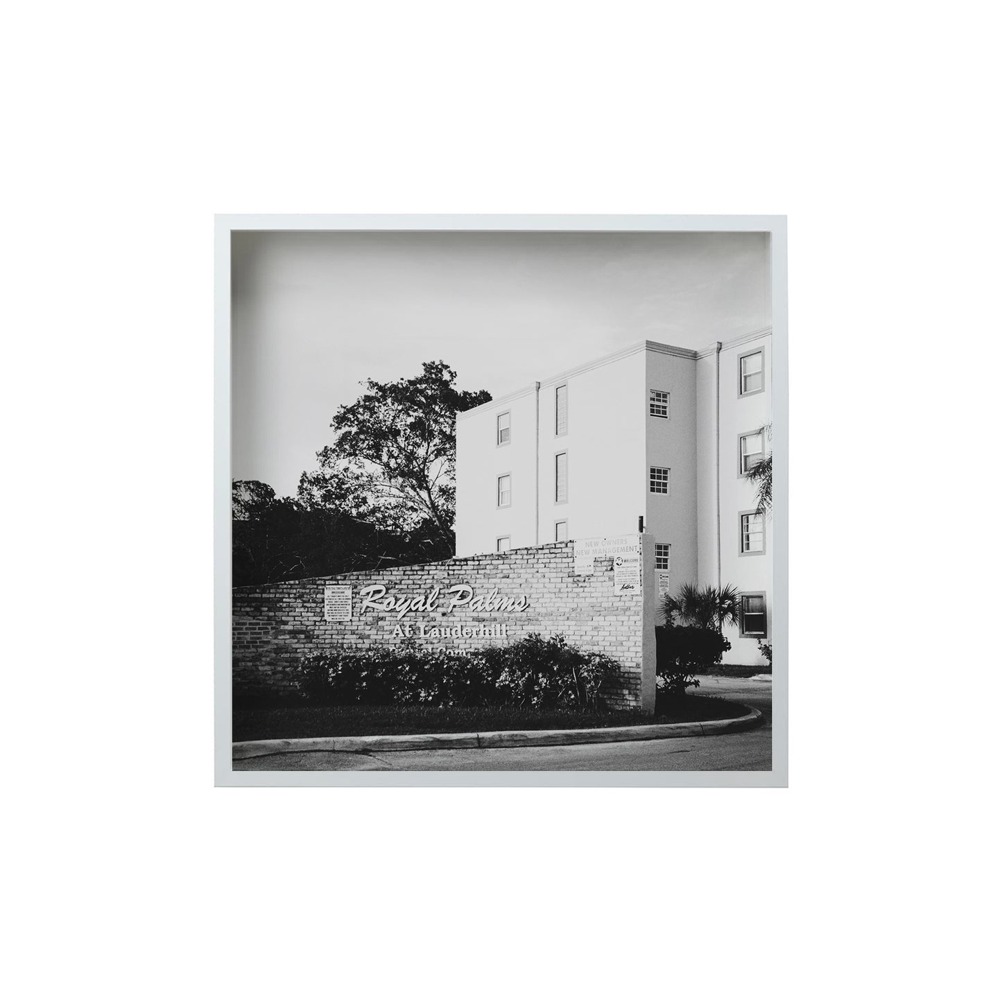 Square Signature Landmark Photograph Prints (B&W)